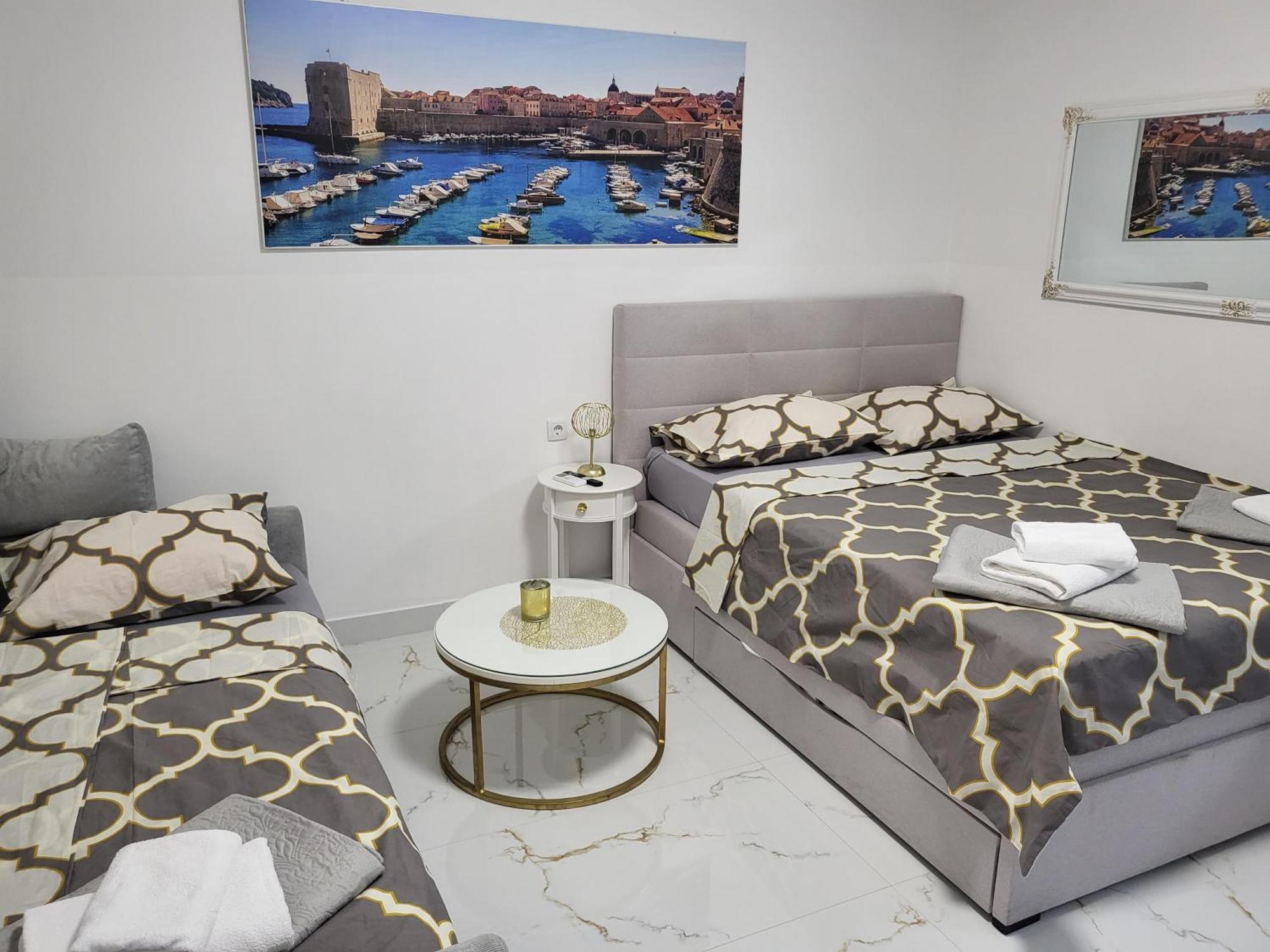 Mango Apartment